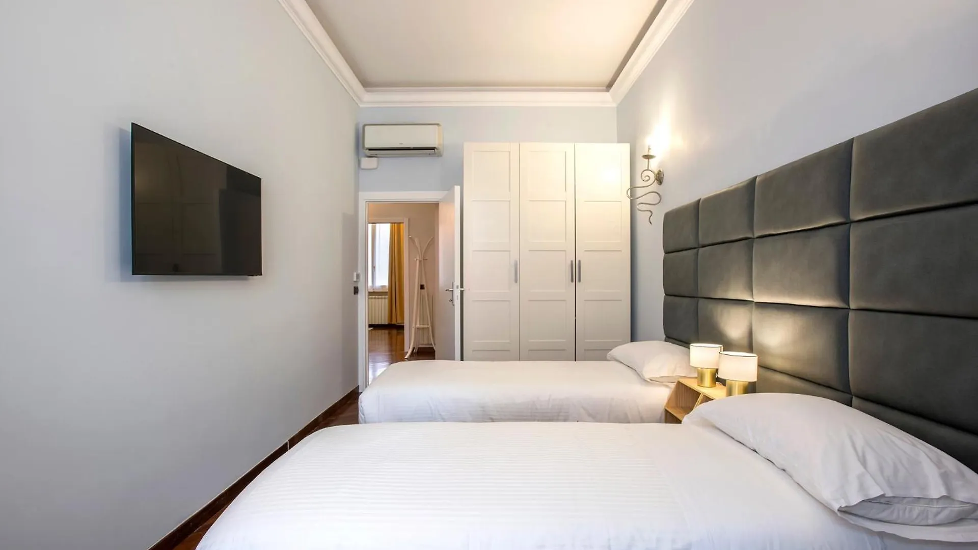 Apartment Montebello Style Rome Italy