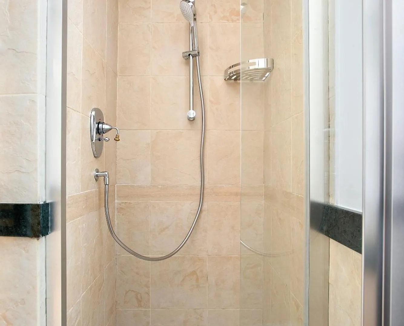 Apartment Montebello Style Rome Italy