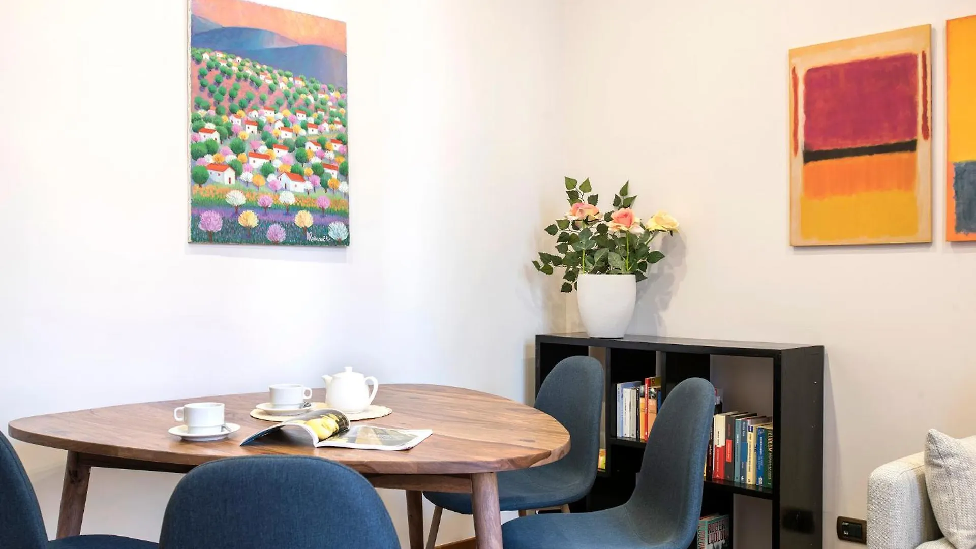 Apartment Montebello Style Rome